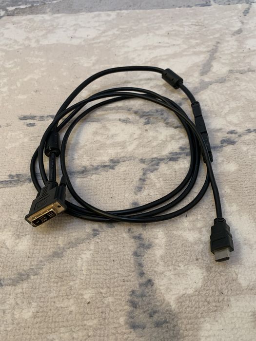 Монитор 22" Acer Full HD + переходник HDMI