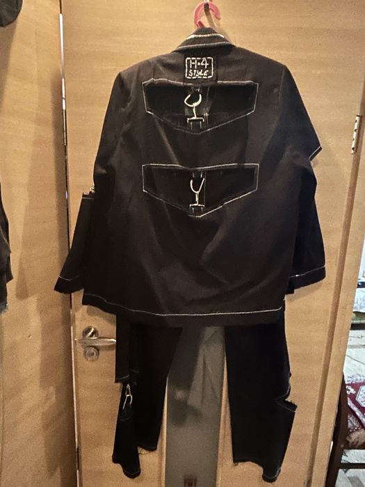 женский брючный костюм