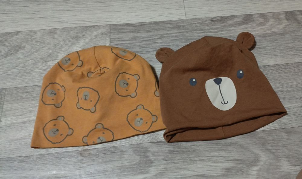 Продам детские теплые вещи