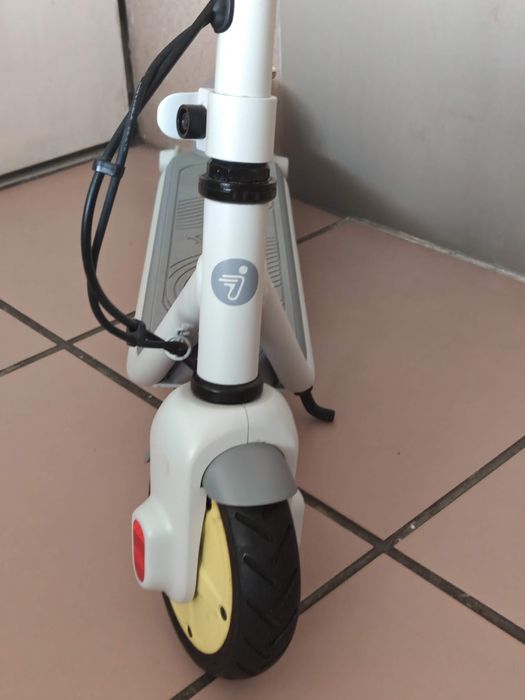 Тротинетка Ninebot zing c10