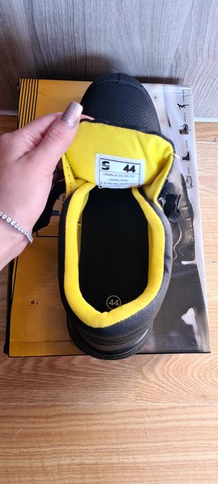 Bocanci de protecție