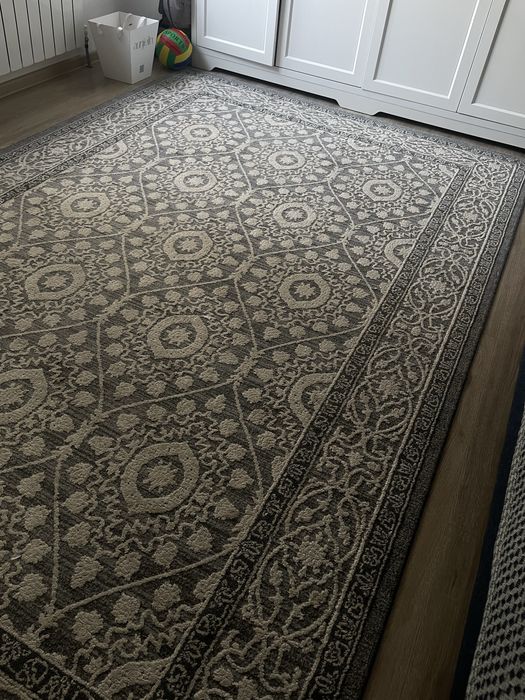 Продаю ковер , хорошего качества