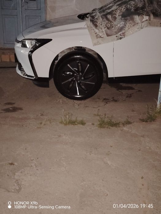 Buick velite 6 sotiladi