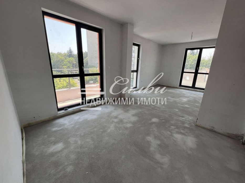 Продава се Тристаен апартамент в Търговище, Център - 120 кв.м за 1234 €/кв.м - Снимка #1