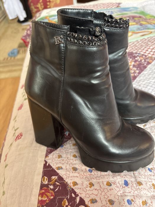 Сапоги зимние с каблуком