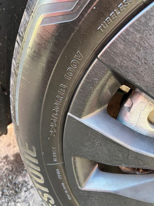 Продам шины Bridgestone Alenza