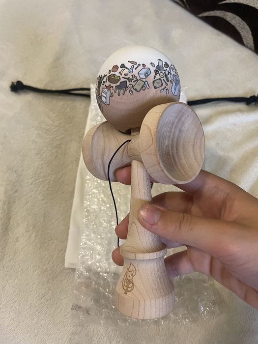 Kendama erraticsquirrel Miguel setup alb