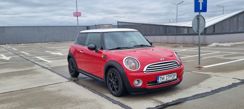 Mini Cooper Facelift motor 1.6 Diesel, trapa, Panoramic, scaune încălz