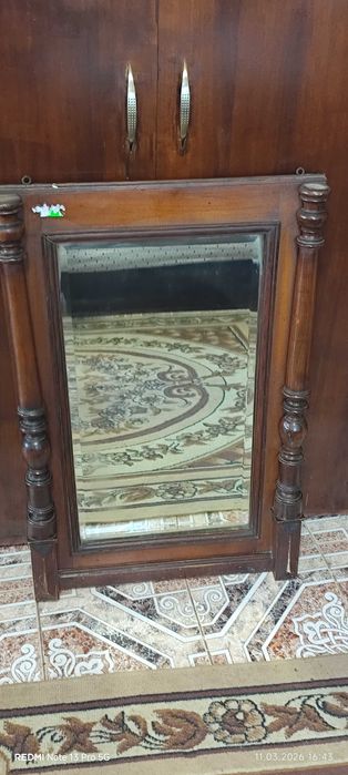 Продавам ретро огледало