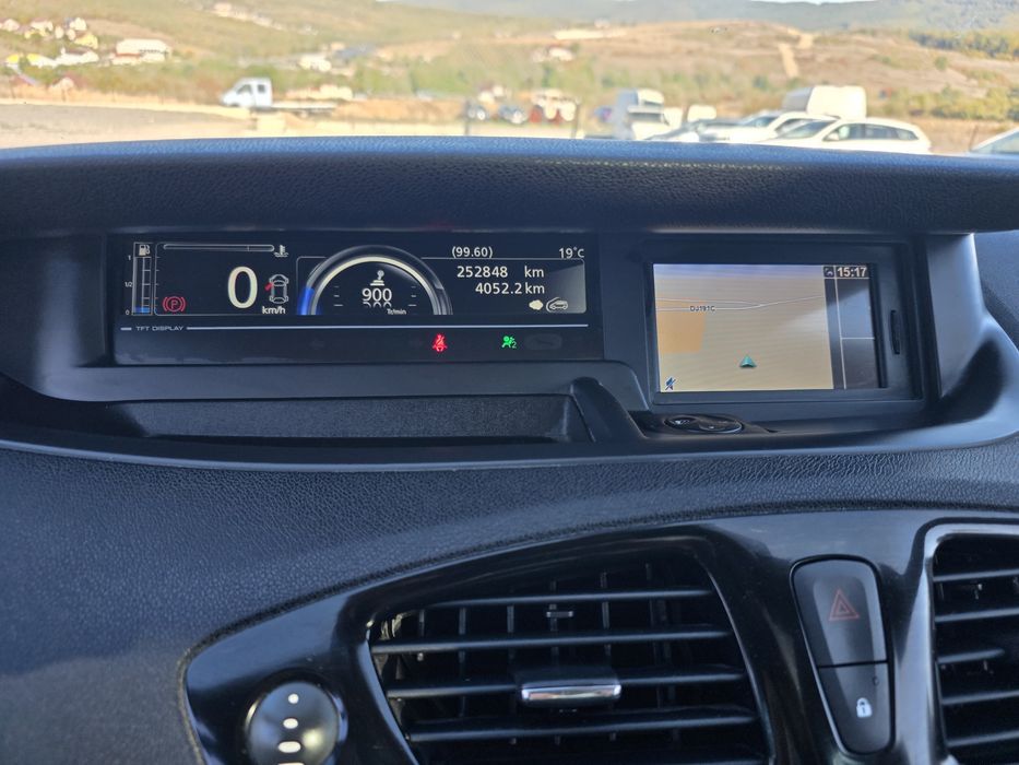 RENAULT Grand Scenic 2012 — imagine 5