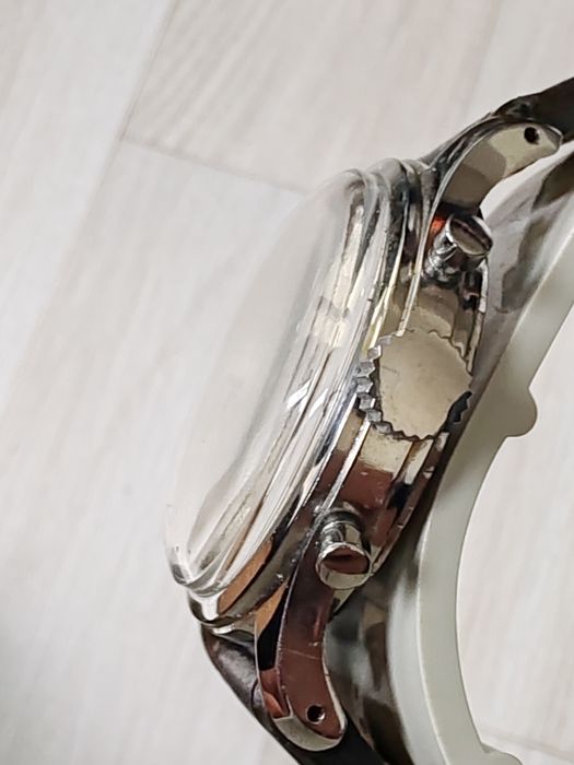 Ceas Heuer Pre Carrera Chronograph Valjoux 23 Funcționează impecabil!