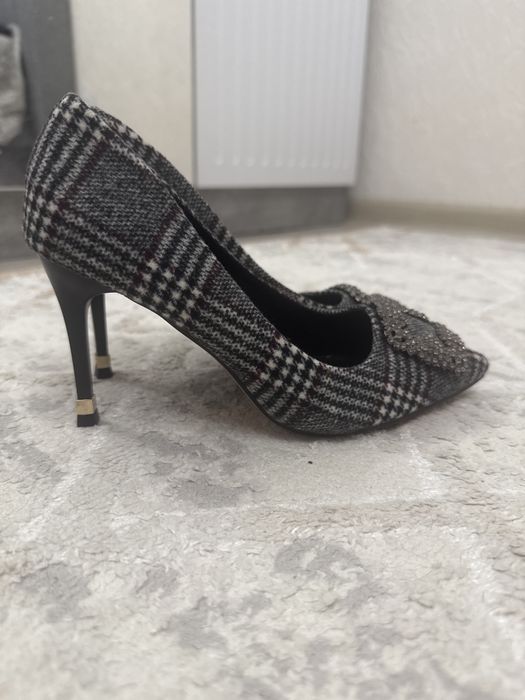 Продам туфли новый