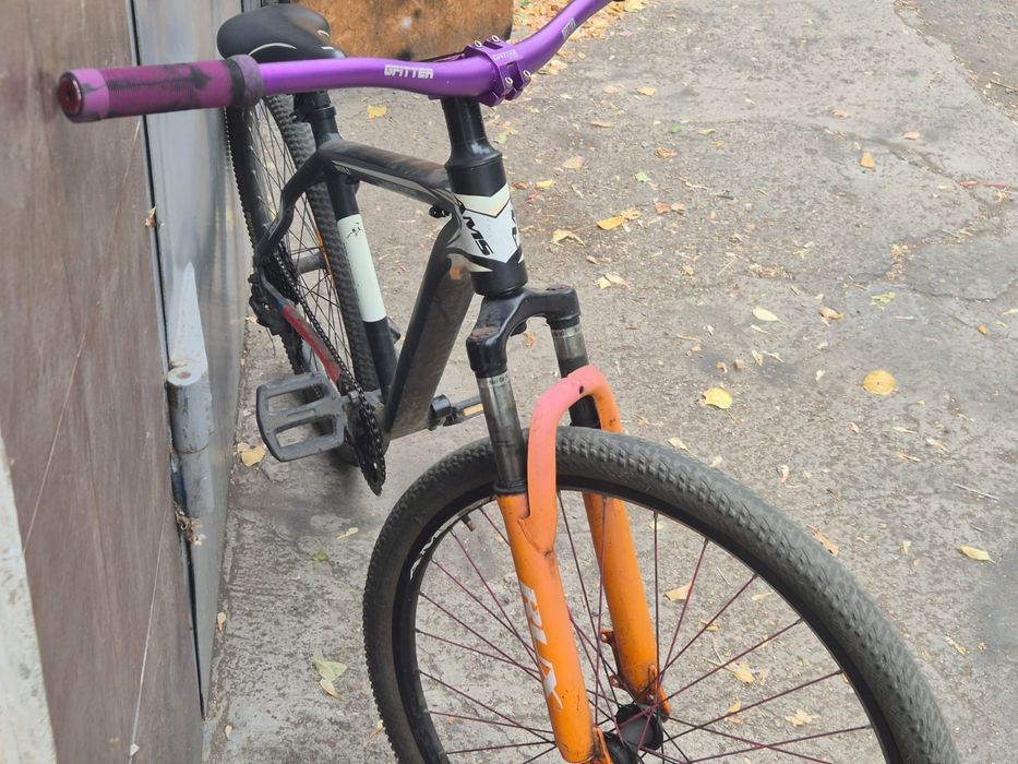Продается велосипед рама 26"