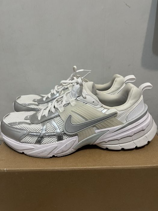 Nike маратонки 46
