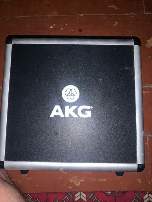 Студийное  оборудование