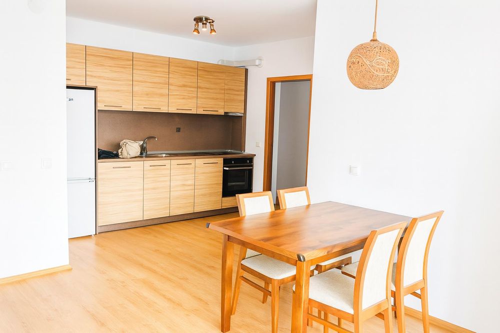 Дава се под наем Тристаен апартамент в Пловдив, Гагарин - 110 кв.м за 668.1 € - Снимка #2