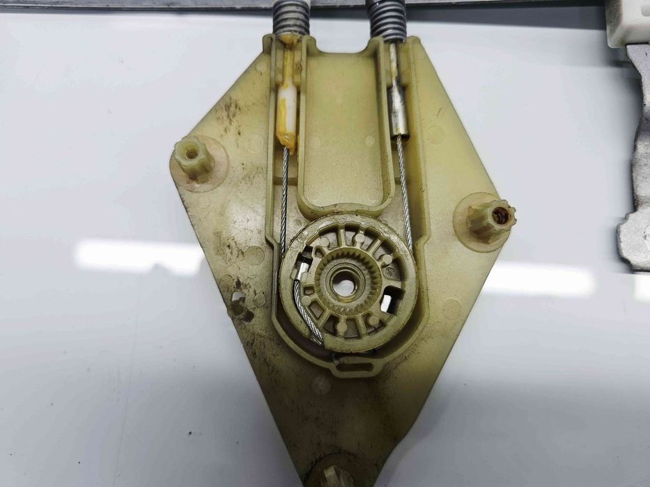 Macara electrica geam dreapta spate Renault Megane 3 (B95) [Fabr 2008-