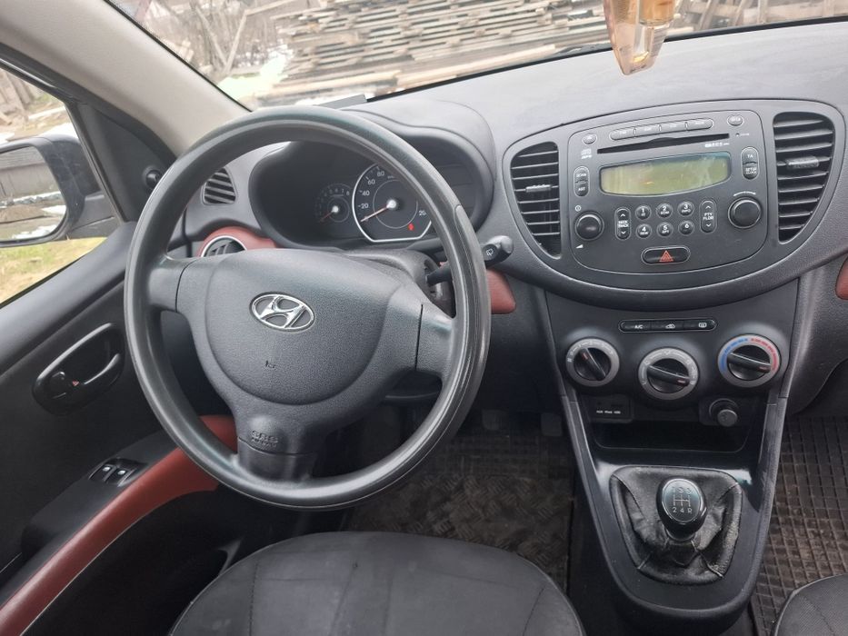 Hyundai i10 1.1 benzina 2011