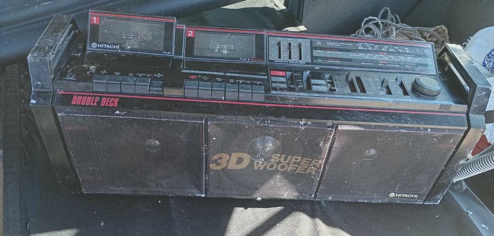 Hitachi 3D super woofer