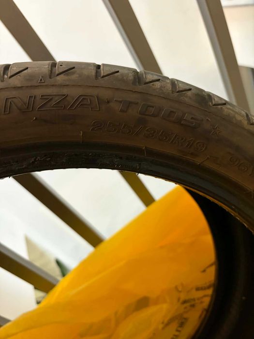 Летни гуми Bridgestone Turanza T005 225/40/19 и 255/35/19 (гаранция)