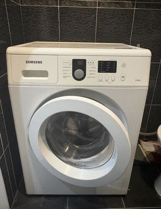 Холодильник Indesit стиралка Samsung 6кг