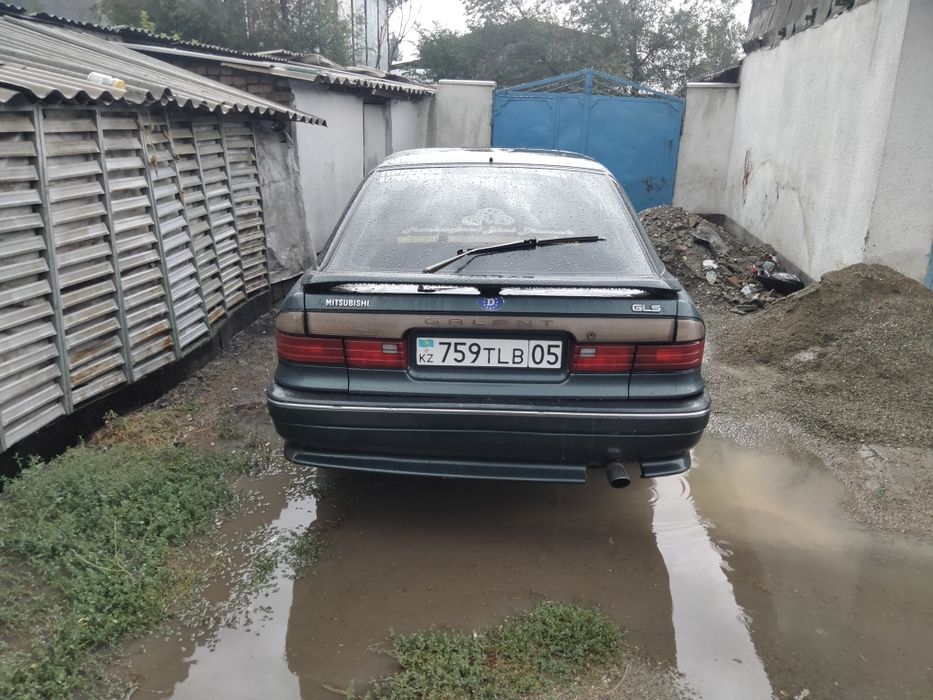 Продам Митсубиси галант