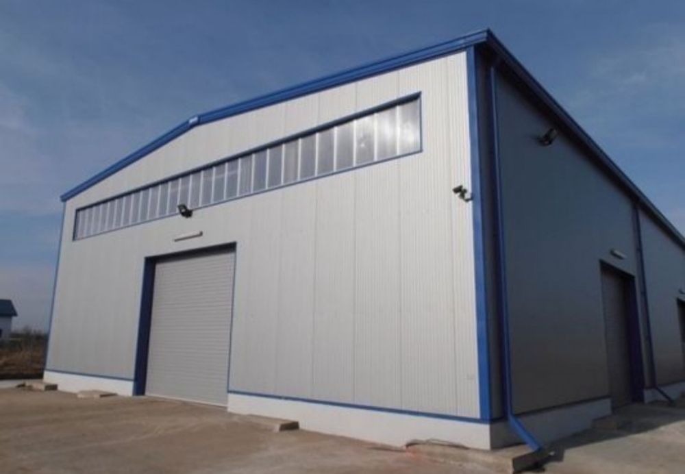 Hala metalica panouri sandwich