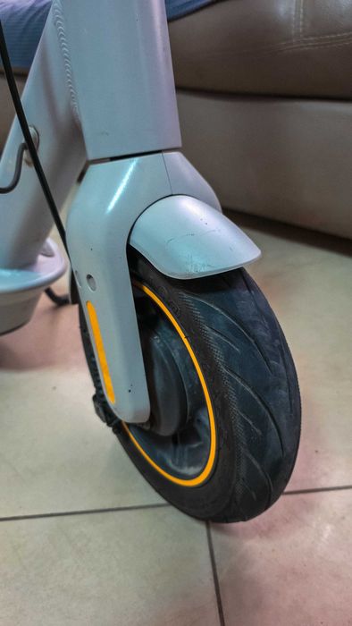 Электросамокат Ninebot KickScooter Max G30LP серый