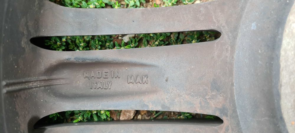 Продавам гуми с джанти за Mini Cooper 205/45/17