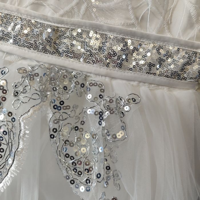 Продам платье на девочку