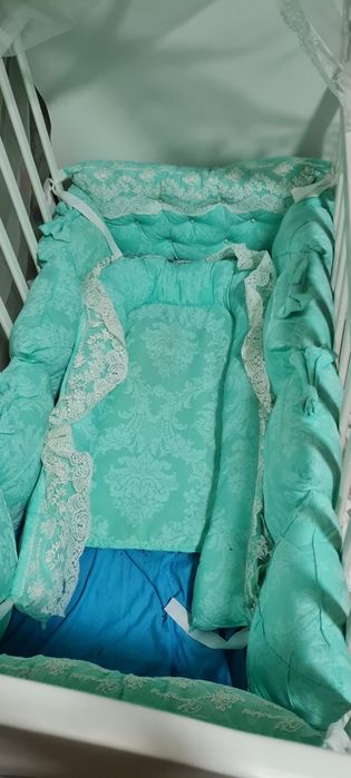 Продаётся детская кроватка