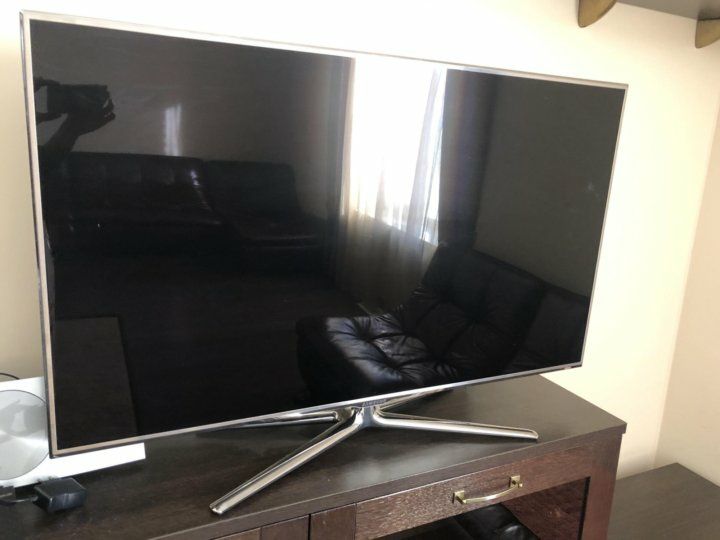 Продам телевизор SAMSUNG UE46D8000