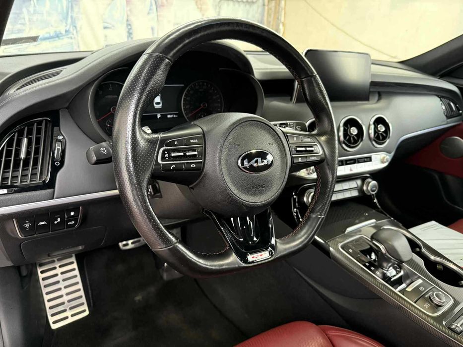 Kia Stinger GT 3.3 Бензин