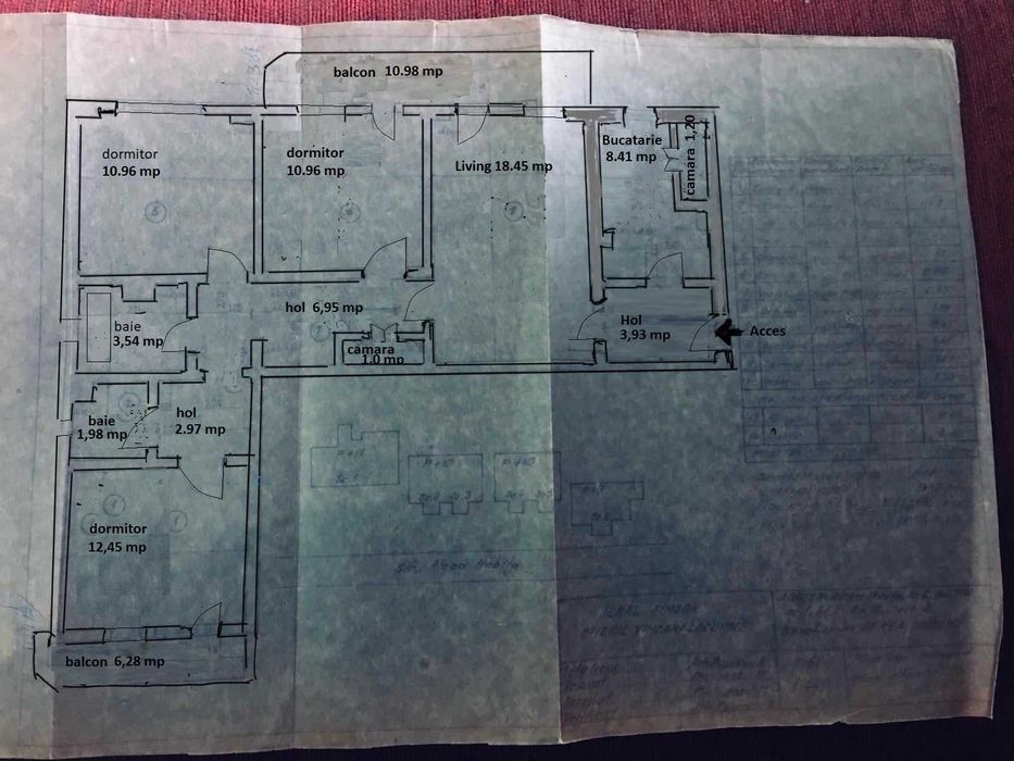 vand apartament 4 camere zona megamall parc Hobita etj  2 / 100 mp utili
