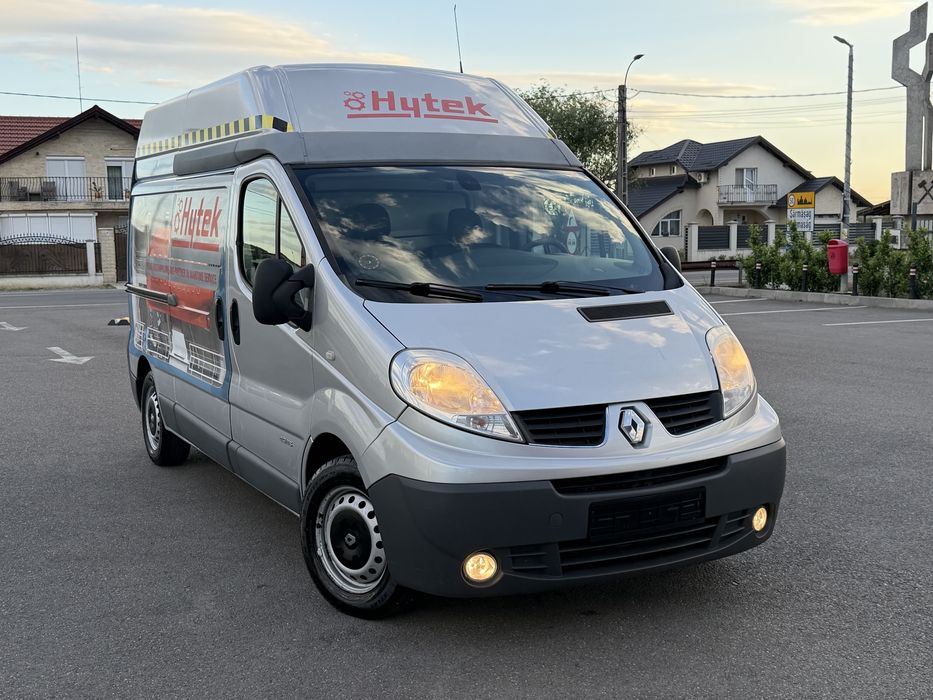 Renault Trafic 2013 / 2.0 Dci / 115 CP / inalt+lung / Clima / Euro 5