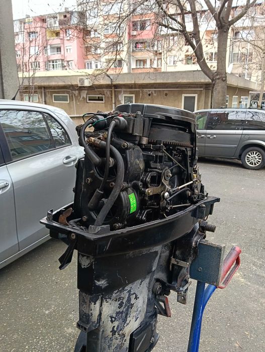 Извънбордов двигател Mercury 25