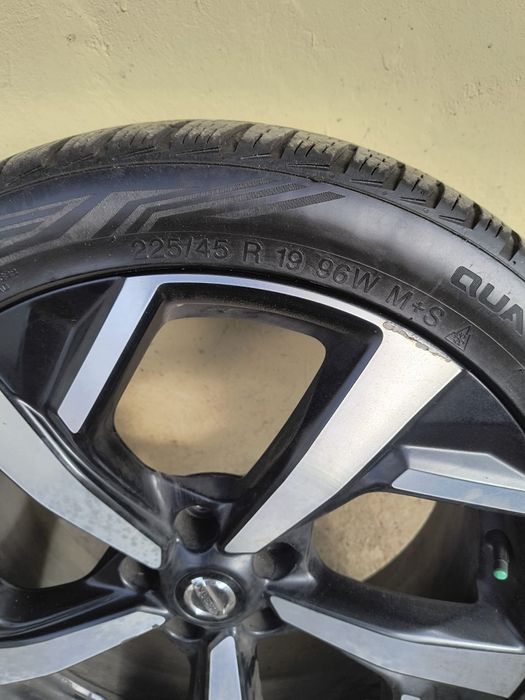 Vand jante originale Nissan R19 cu anvelope M&S