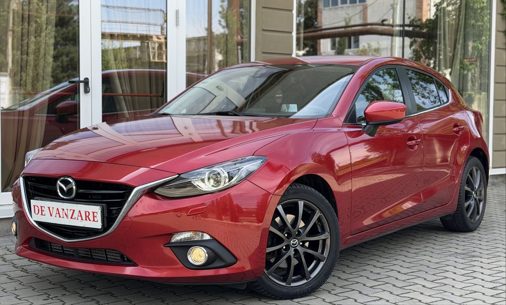 Mazda 3 SkyActiv 2015 Head-Up Camera Navigatie Xenon Keyless