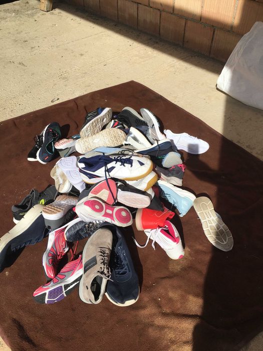 Vand Incaltaminte second hand