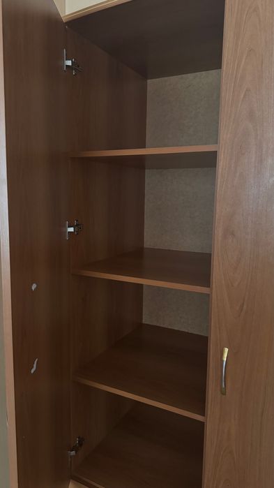 Продам шкаф (б/у)