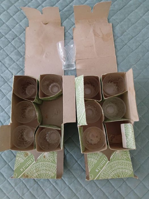 Продам рюмки хрустальные