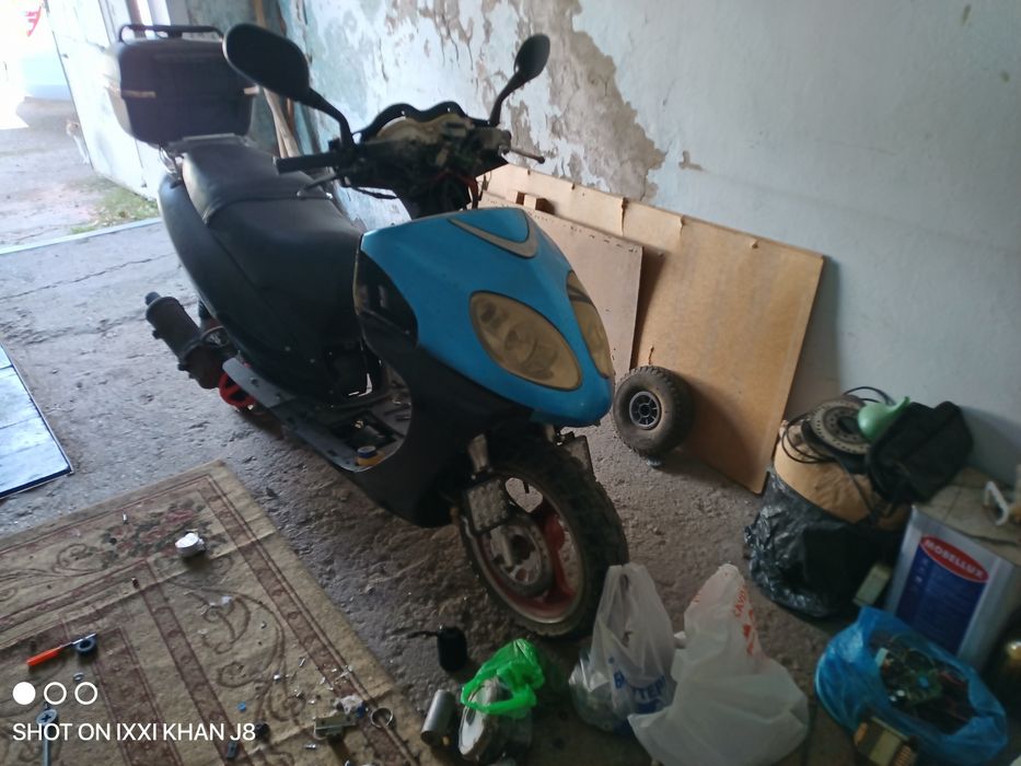 Продам скутер хорошее состояние