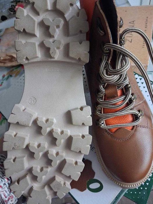 Ghete piele Marelbo