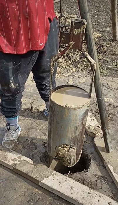 Execut foraje puturi de mica si mare adancime