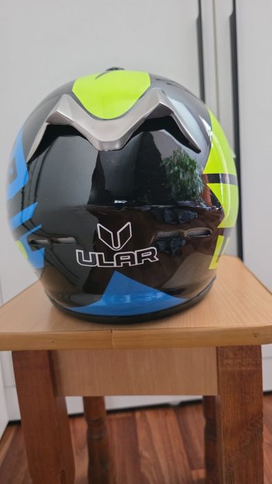 Продам каску навая