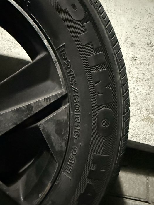 Продам титанка хорошем состяание R16