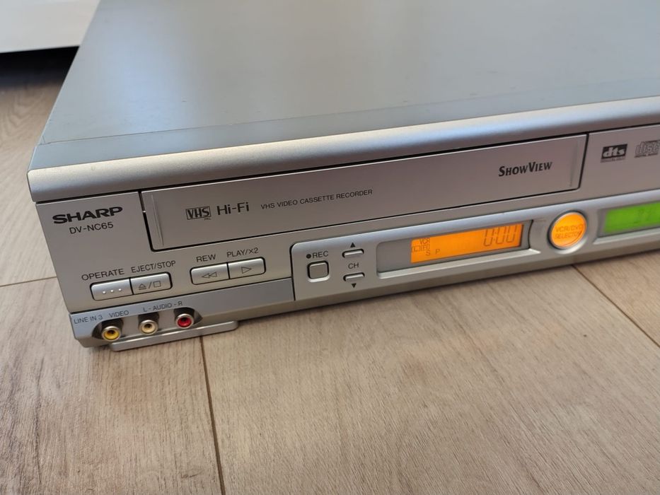 Video combo Sharp DV NC65S