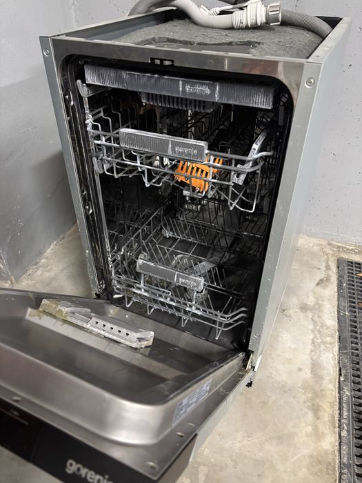 Съдомиялна за вграждане 45 см Gorenje