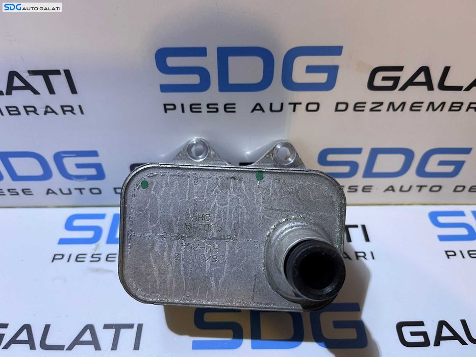 Termoflot Radiator Racitor Ulei Volkswagen EOS 2.0 TFSI CAWB CCTA CBFA CCZA CCZB 2009 - 2011 Cod 06J117021J [M4237]