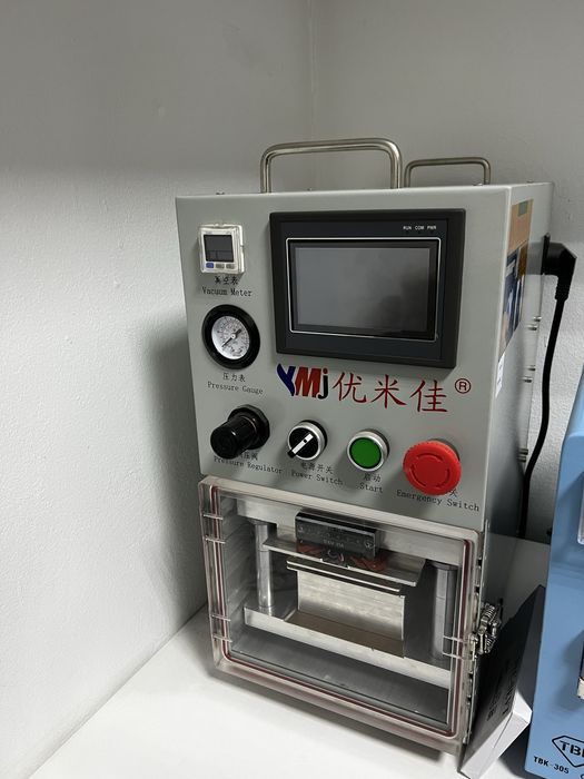 Laminator dispay LCD/ OCA, pompa vacum, aparatura service GSM